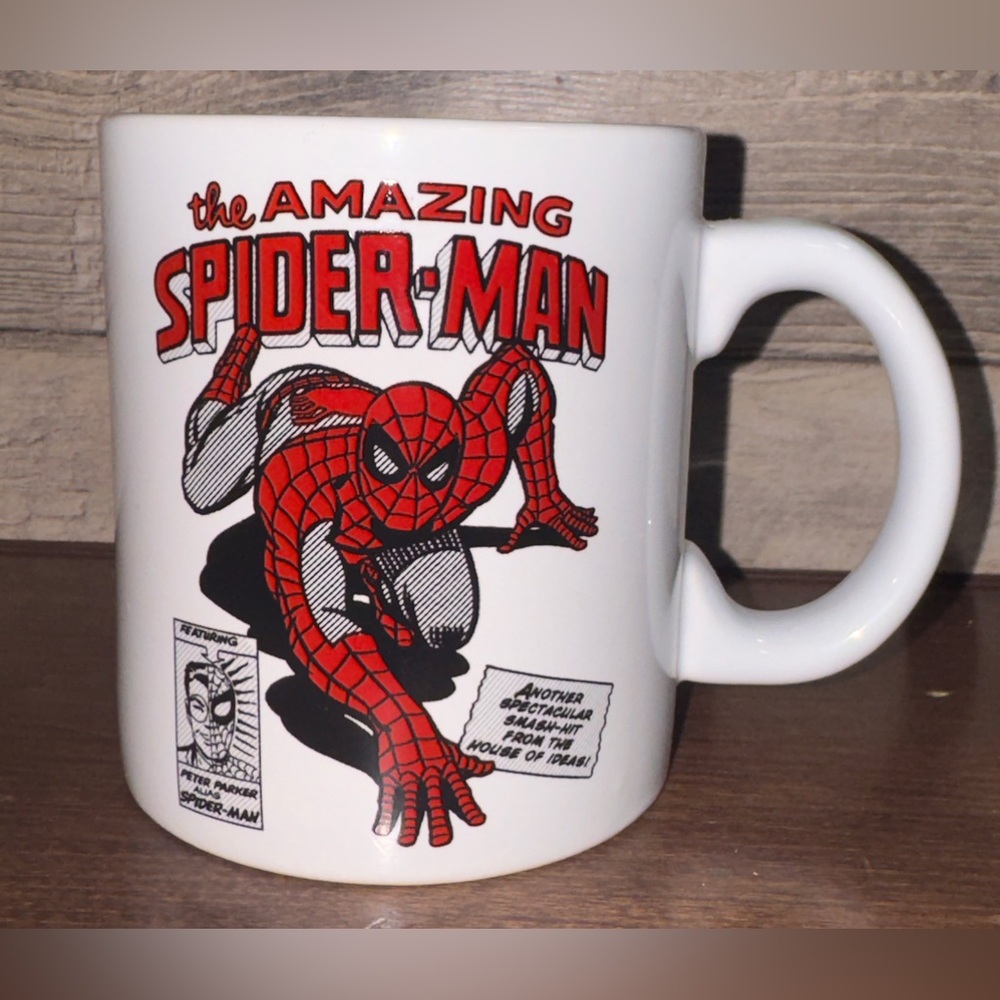Silver Buffalo Marvel Comics Amazing Spiderman Front Page 20 oz Ceramic Mug